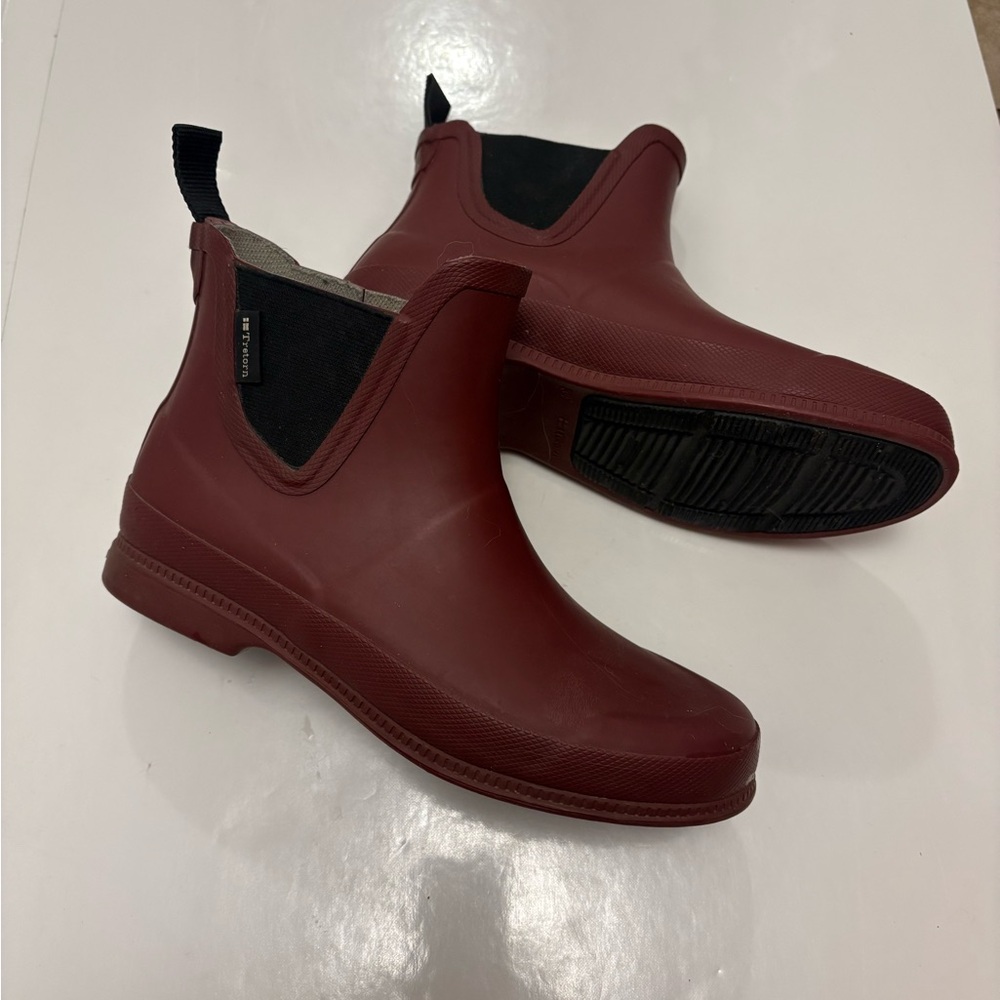 Tretorn Women's Red Winter & Rain Boots